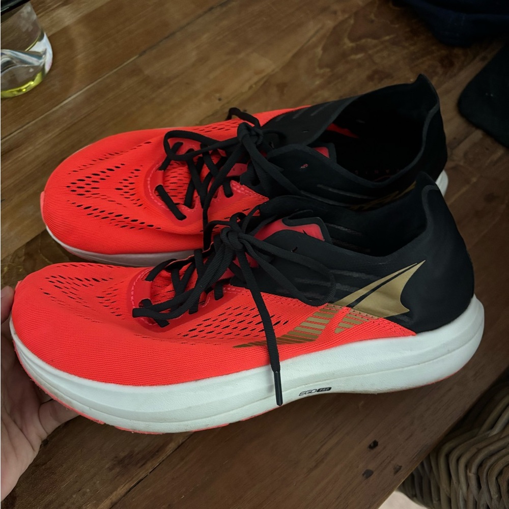 Altra vanish carbon